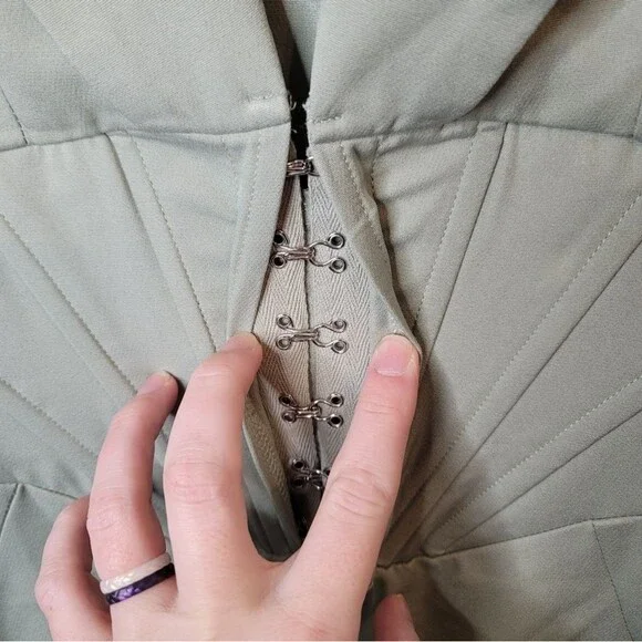 Misguided Green Blazer Dress Size 6 - Picture 4 of 11